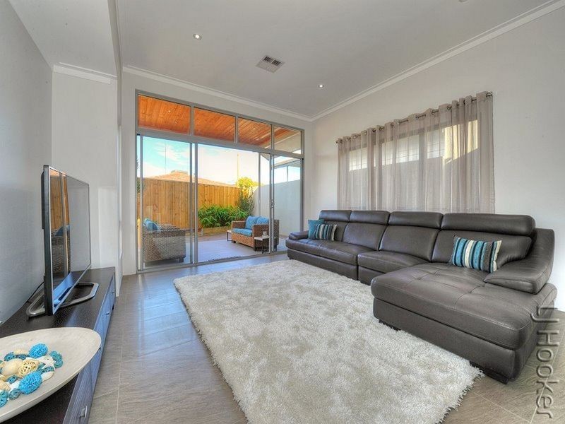 4B Clyde Place, Mandurah WA 6210