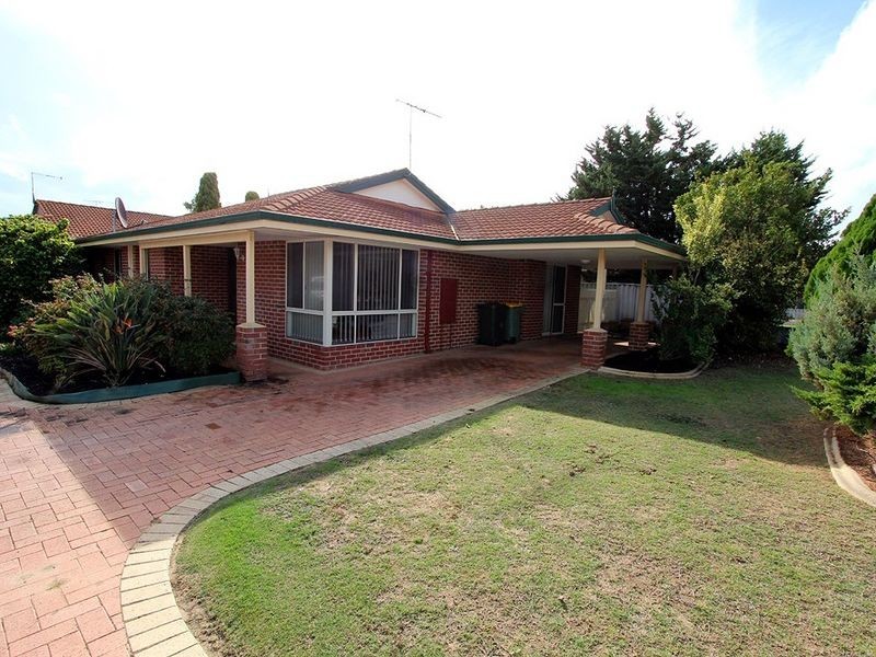 19A Tamarisk Drive, Halls Head WA 6210