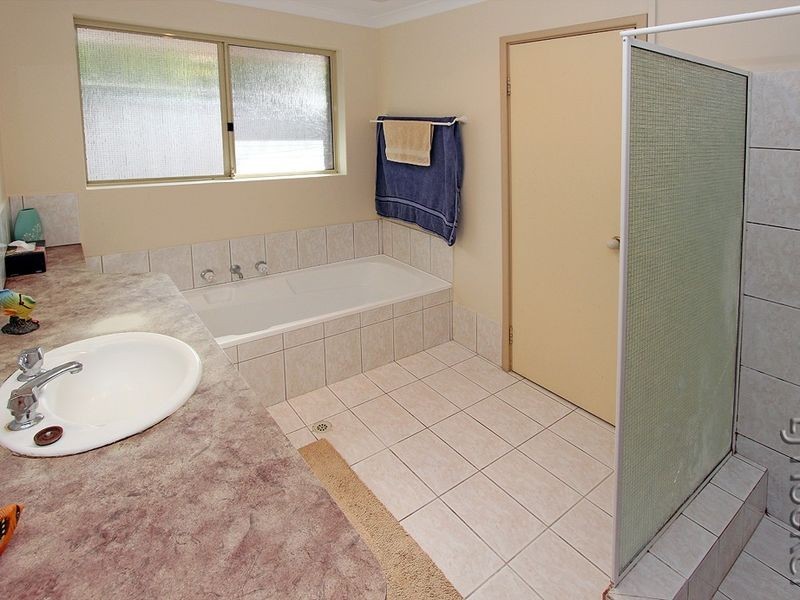19A Tamarisk Drive, Halls Head WA 6210
