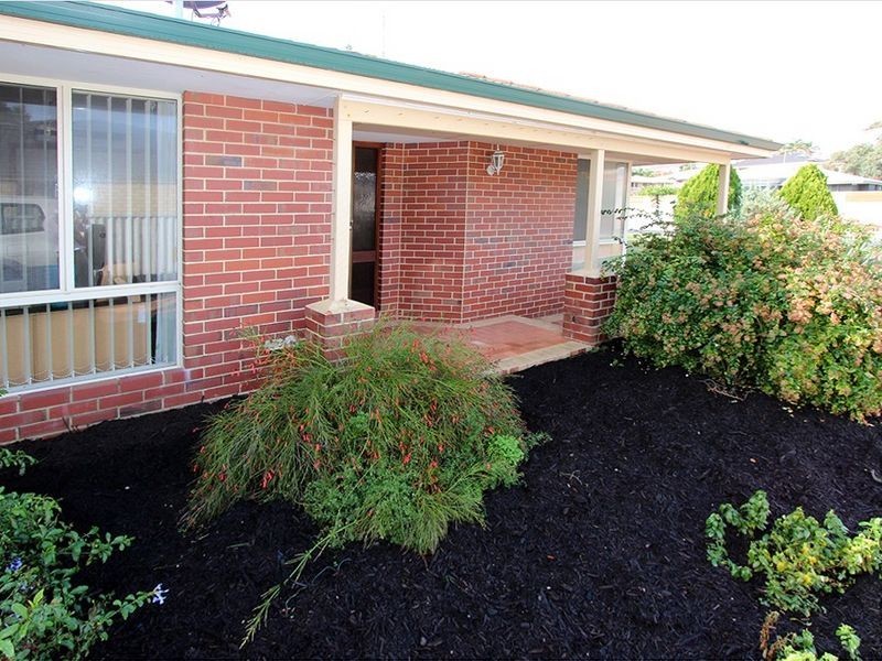 19A Tamarisk Drive, Halls Head WA 6210