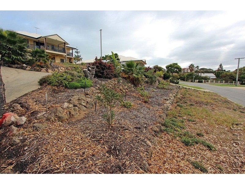 28A Mippi Road, Halls Head WA 6210