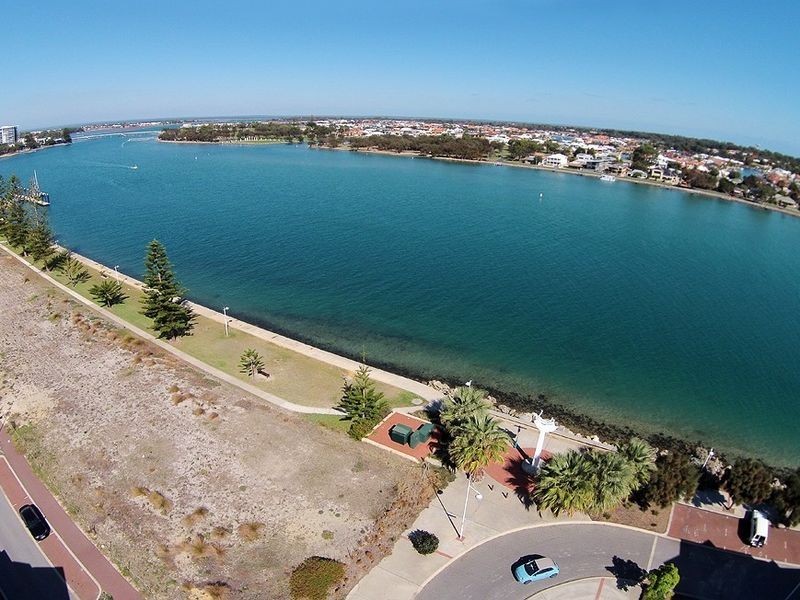 2/27 Treviso Mews, Mandurah WA 6210