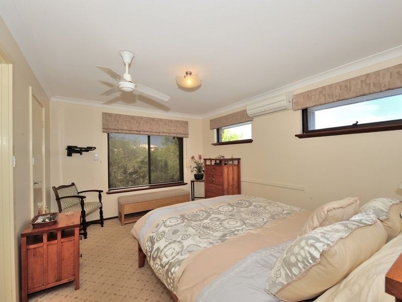6 Haven Court, Silver Sands WA 6210