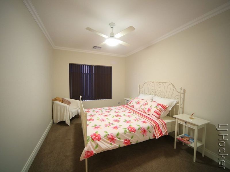 46 Camden Way, Meadow Springs WA 6210