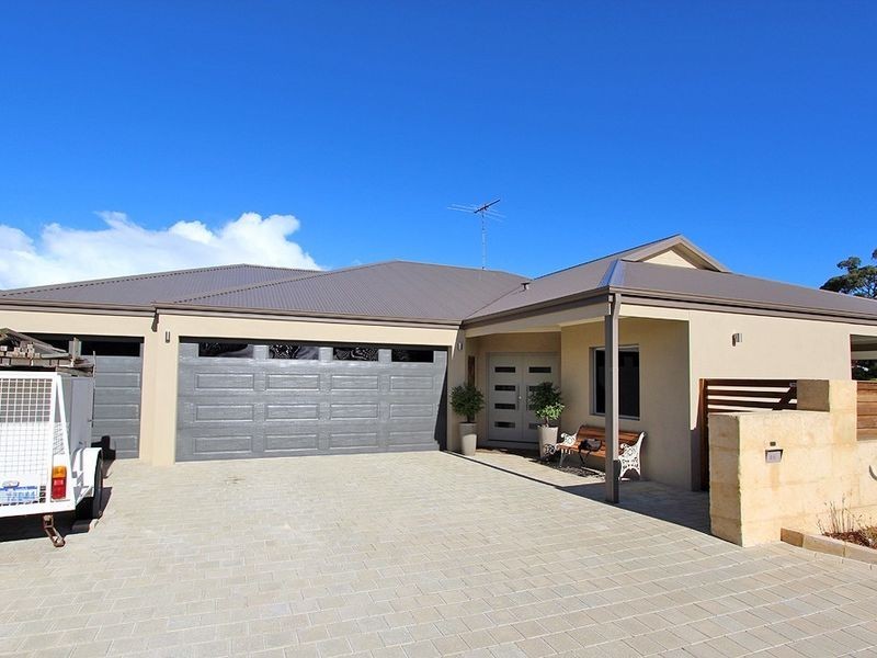 46 Camden Way, Meadow Springs WA 6210