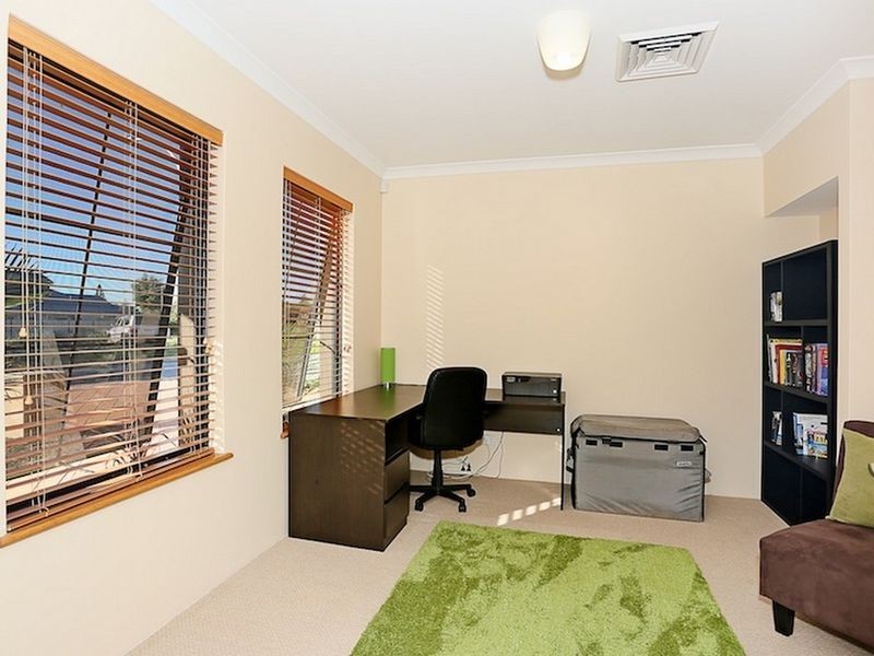 5 Mermaid Terrace, Singleton WA 6175