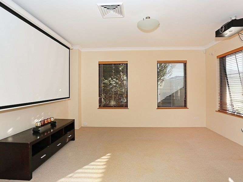 5 Mermaid Terrace, Singleton WA 6175