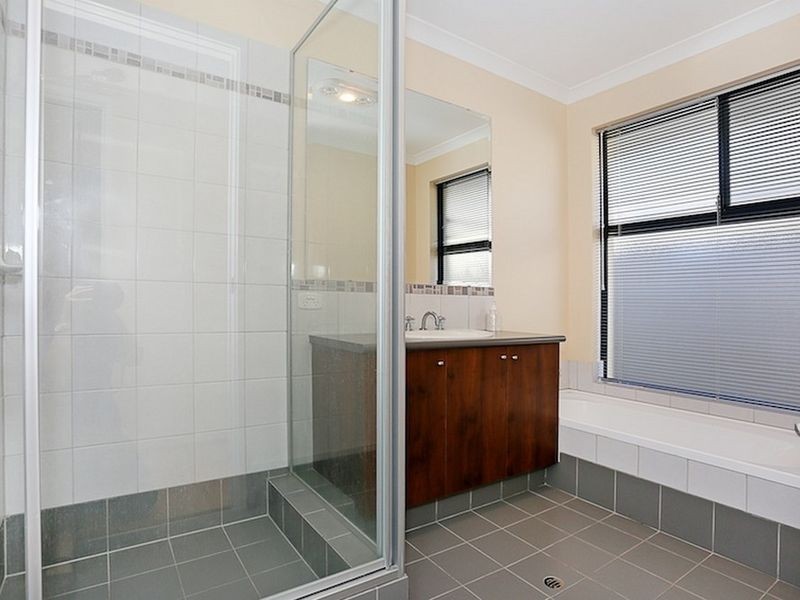 5 Mermaid Terrace, Singleton WA 6175