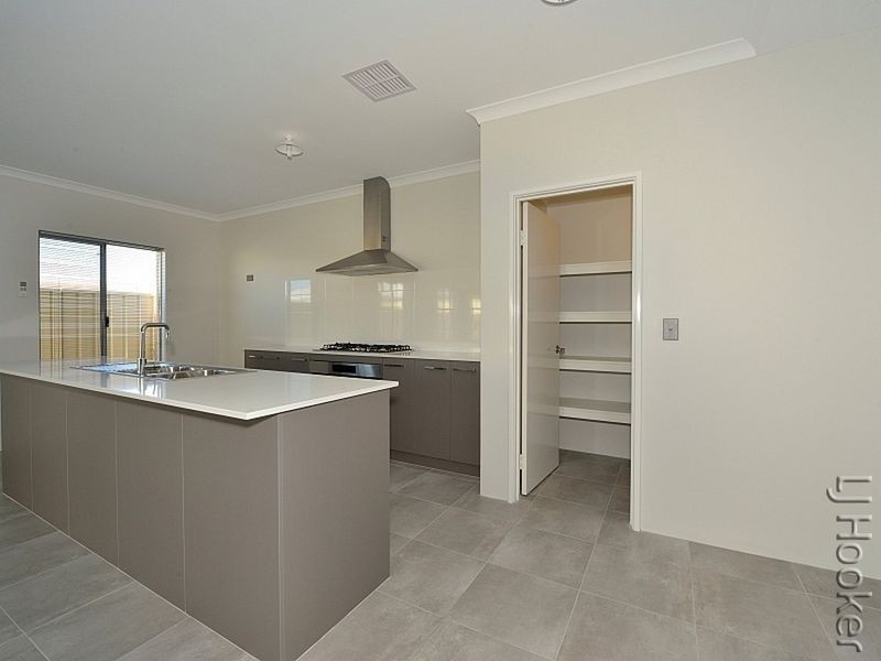 9 Balclutha Crescent, Madora Bay WA 6210