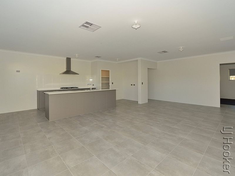 9 Balclutha Crescent, Madora Bay WA 6210