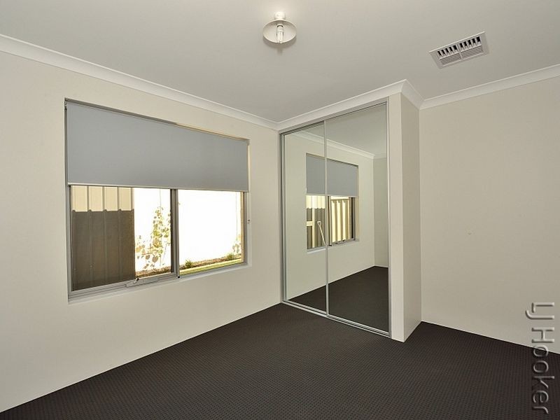 9 Balclutha Crescent, Madora Bay WA 6210