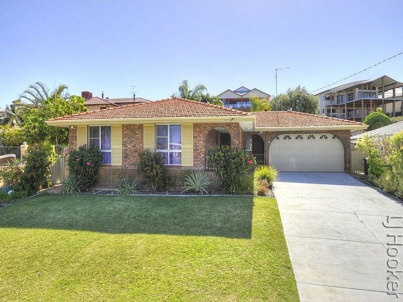 10 Dalrymple Terrace, Halls Head WA 6210