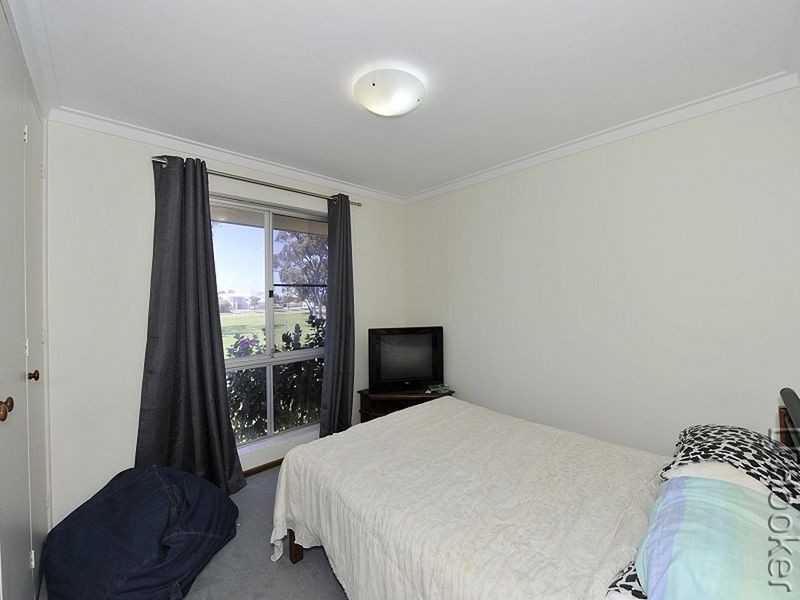 10 Dalrymple Terrace, Halls Head WA 6210