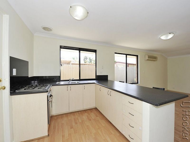 14 Herald Rise, Greenfields WA 6210