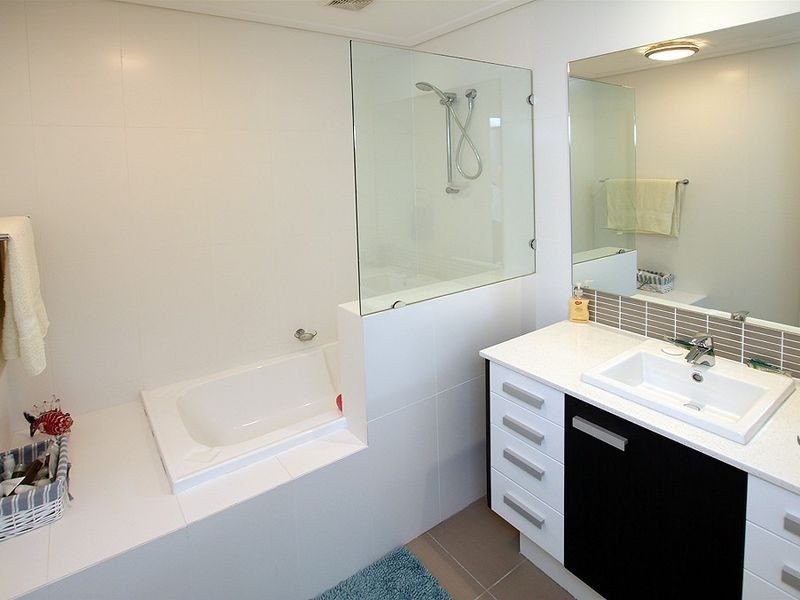28/30 Sirrocco Drive, Erskine WA 6210