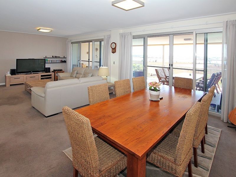 28/30 Sirrocco Drive, Erskine WA 6210