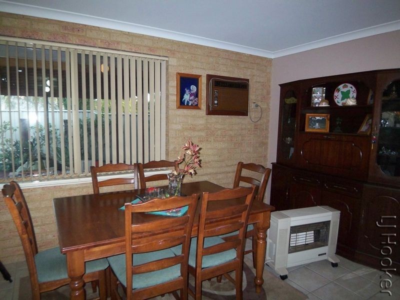 18 Malvern Rise, Greenfields WA 6210