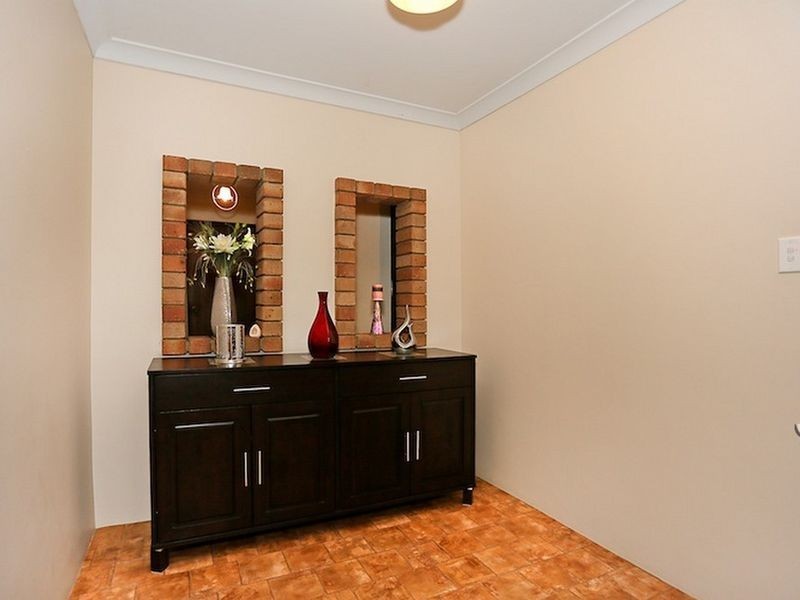 13 Pepperwood Rise, Halls Head WA 6210