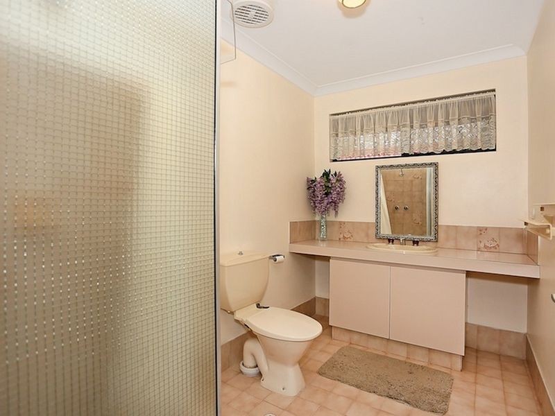 13 Pepperwood Rise, Halls Head WA 6210