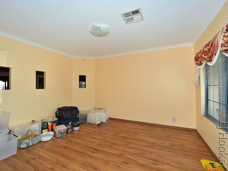 36 Ravendale Drive, Dudley Park WA 6210