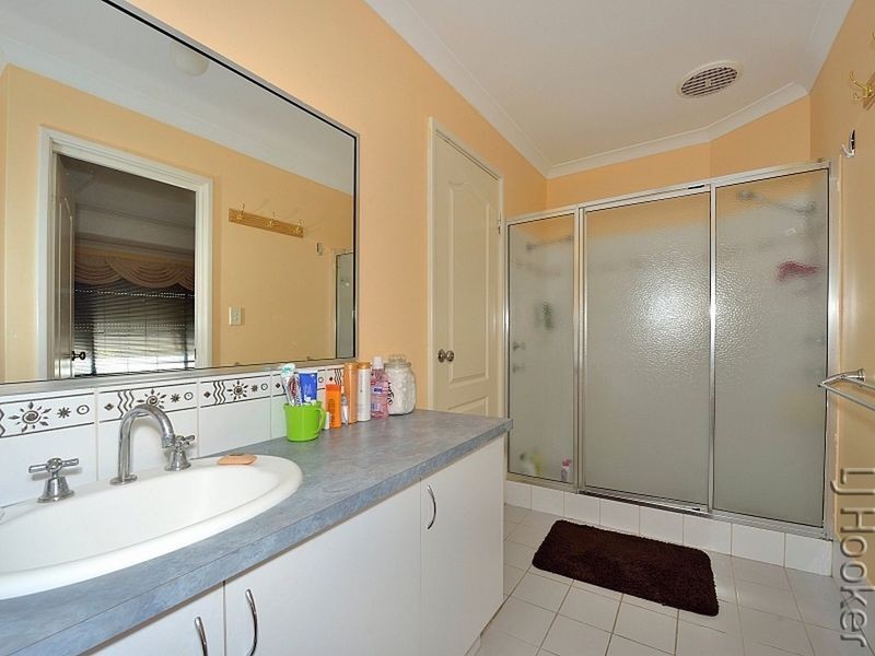 36 Ravendale Drive, Dudley Park WA 6210