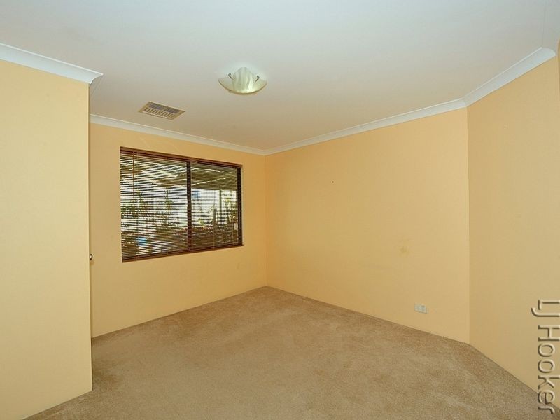 36 Ravendale Drive, Dudley Park WA 6210