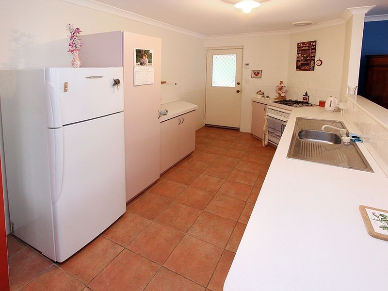 21 Everlasting Retreat, Halls Head WA 6210