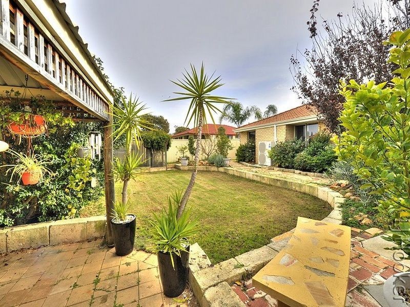 10 Appressa Place, Greenfields WA 6210