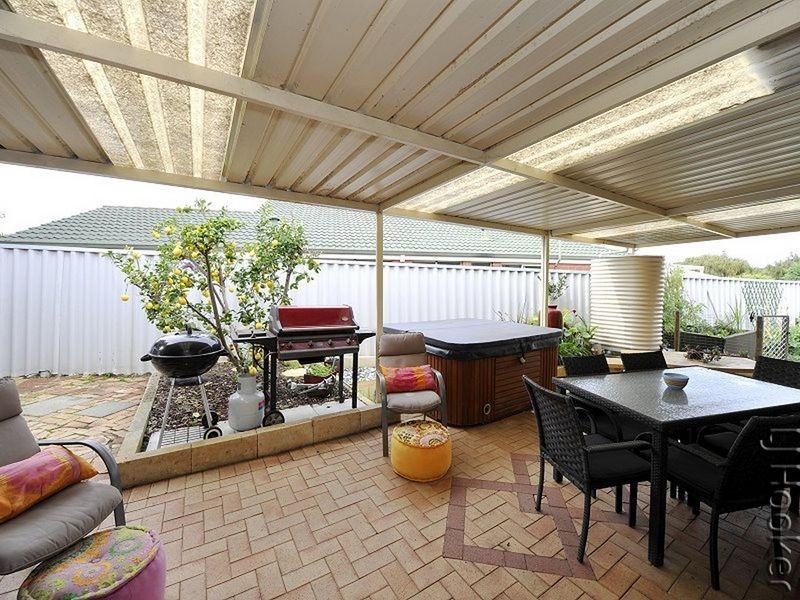 10 Appressa Place, Greenfields WA 6210