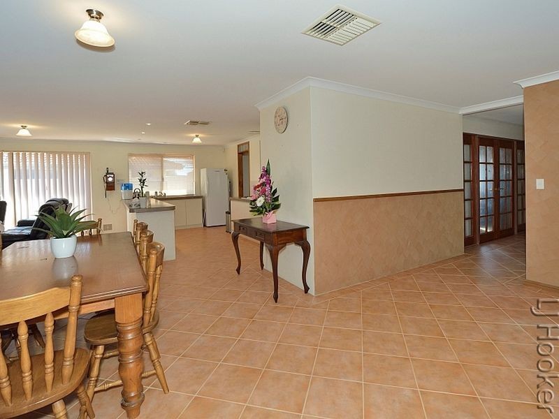 7 Bancroft Close, Greenfields WA 6210