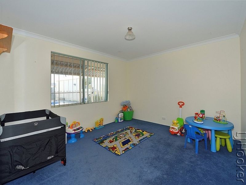 7 Bancroft Close, Greenfields WA 6210