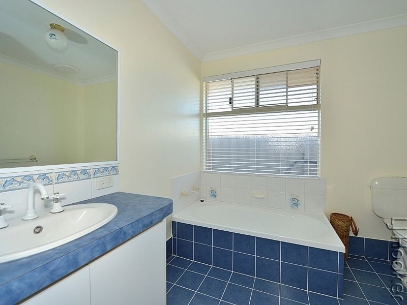 7 Bancroft Close, Greenfields WA 6210