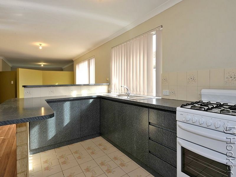 11 Kookaburra Drive, Greenfields WA 6210