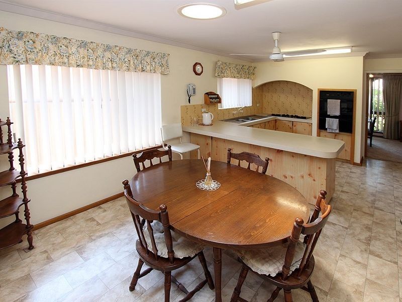 3 Doreen Street, Dudley Park WA 6210