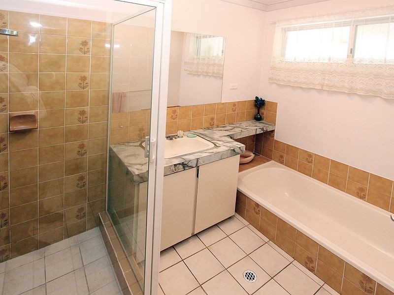 3 Doreen Street, Dudley Park WA 6210