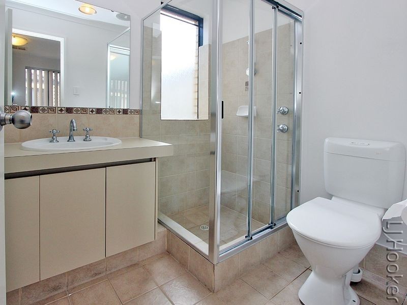 2/10 Davey Street, Mandurah WA 6210