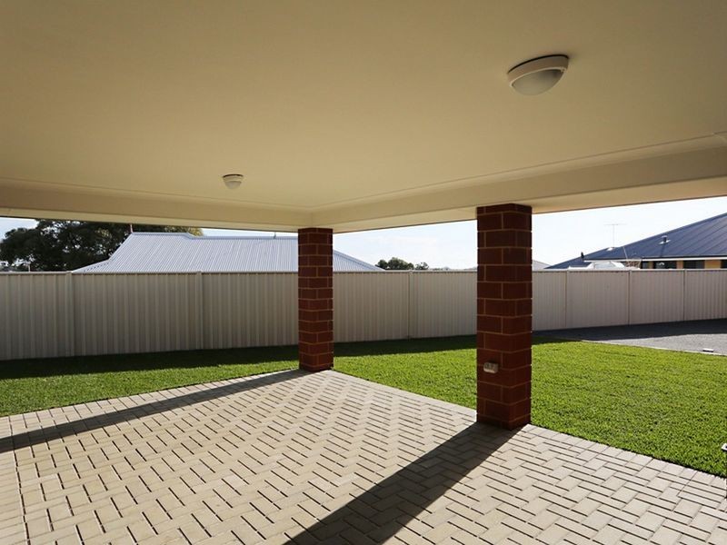 2 Yallingup Loop, Dawesville WA 6211