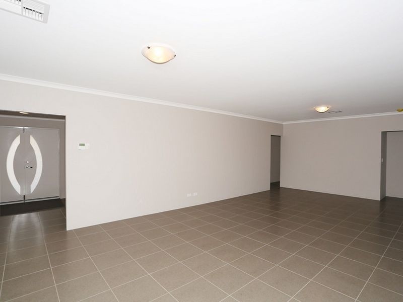 2 Yallingup Loop, Dawesville WA 6211