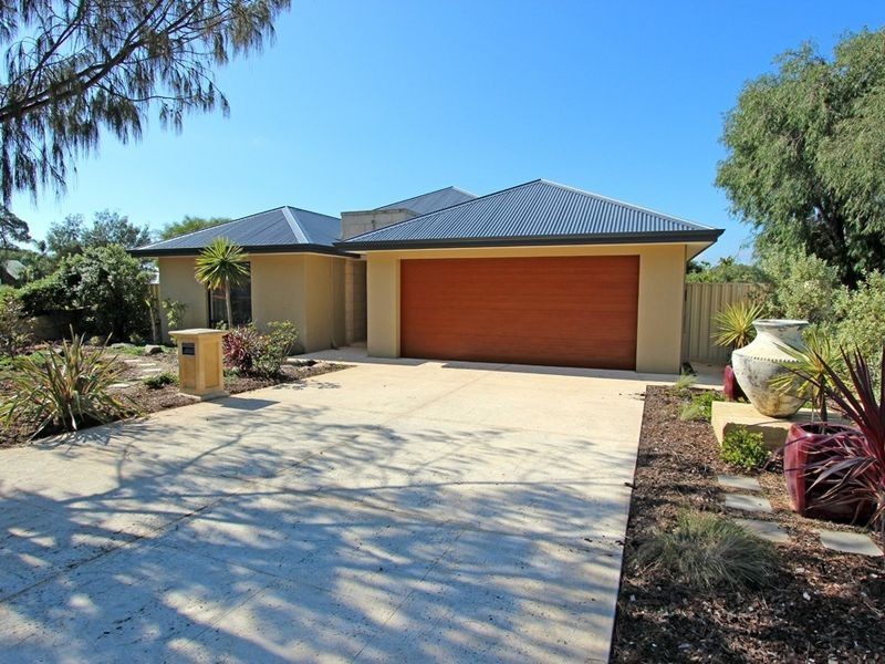 16 Bush View, Wannanup WA 6210