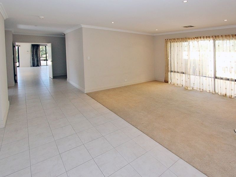 16 Bush View, Wannanup WA 6210