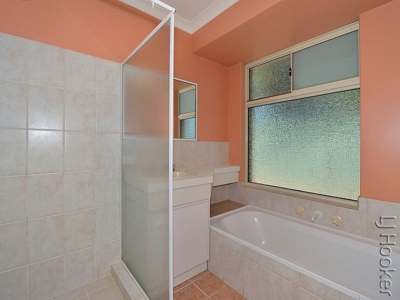 77 Coodanup Drive, Dudley Park WA 6210