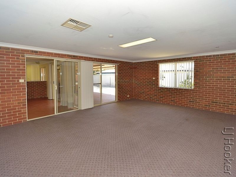 77 Coodanup Drive, Dudley Park WA 6210