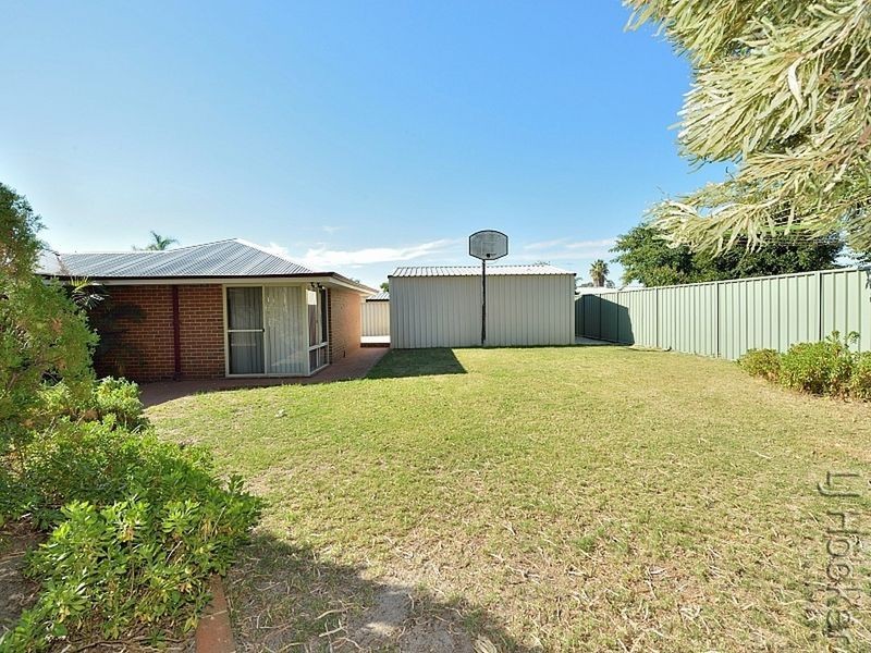 77 Coodanup Drive, Dudley Park WA 6210