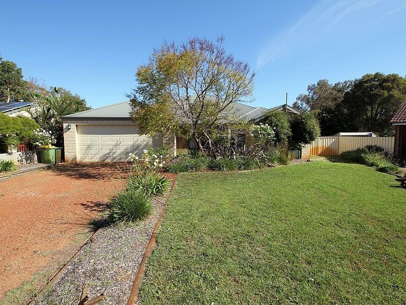 11 Hayes Court, Ravenswood WA 6208