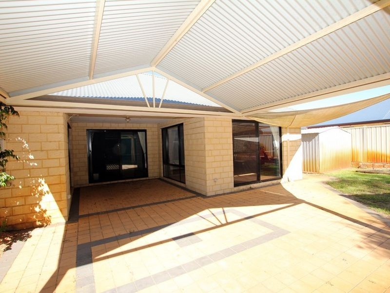 11 Hayes Court, Ravenswood WA 6208