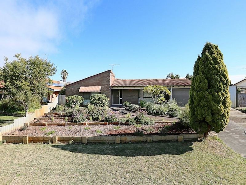 21 Elmore Way, Dudley Park WA 6210