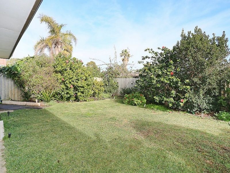 21 Elmore Way, Dudley Park WA 6210