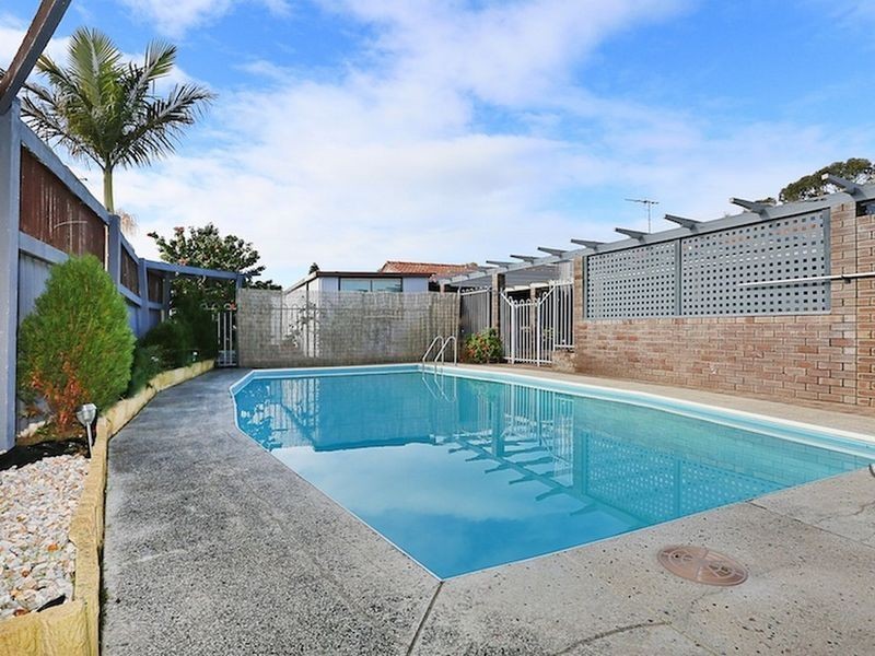 21 Elmore Way, Dudley Park WA 6210