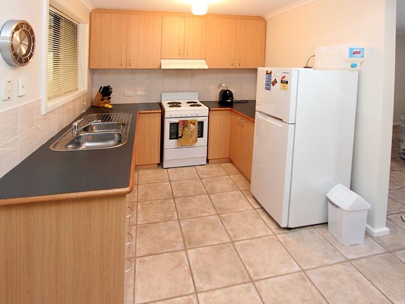 9B Nairn Road, Coodanup WA 6210