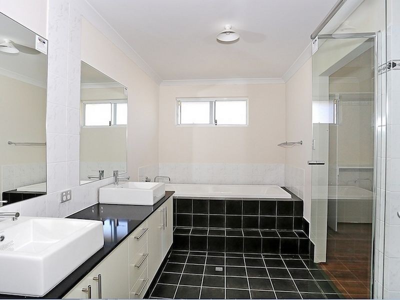 50 Skylark Loop, Erskine WA 6210